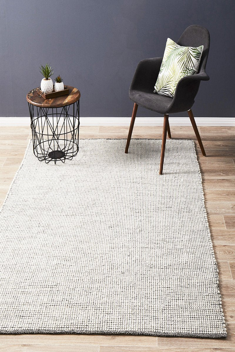 Lukas Stunning Wool Black Rug