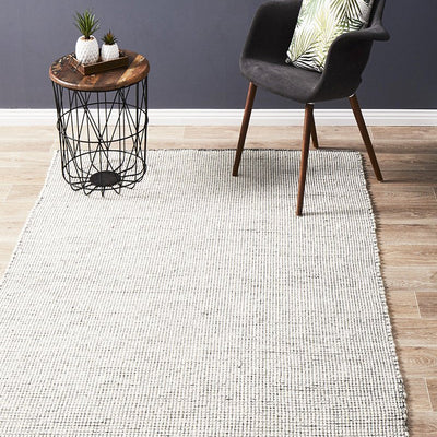 Lukas Stunning Wool Black Rug