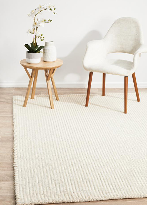 Skandinavian 300 White Rug