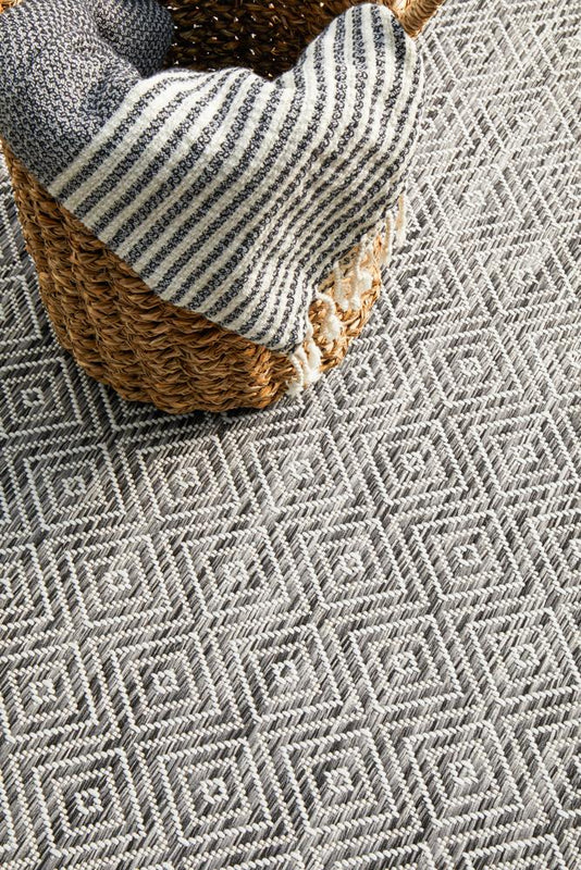Terrace Range 5500 Grey